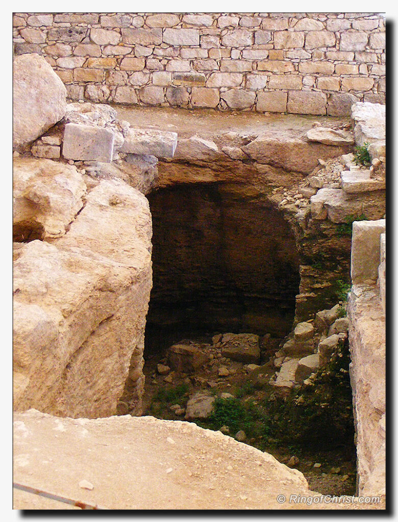 The underground heating chamber at the House of Eustolios